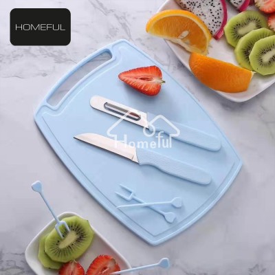 Promotional gift portable cutting board set with paring knife, peeler and forks